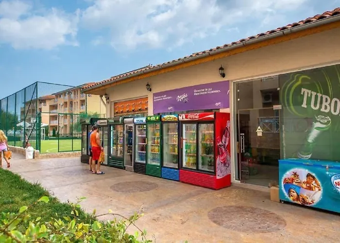 Ground Floor, At Sunny Day 6 Tŭnkovo