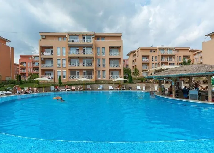 Apartament Ground Floor, At Sunny Day 6 *